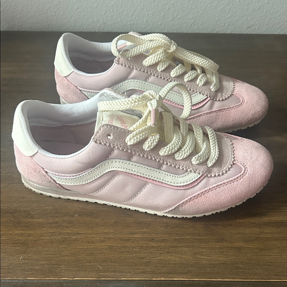 Vans Super Lopro Pink and White Sneakers - Picture 5 of 5